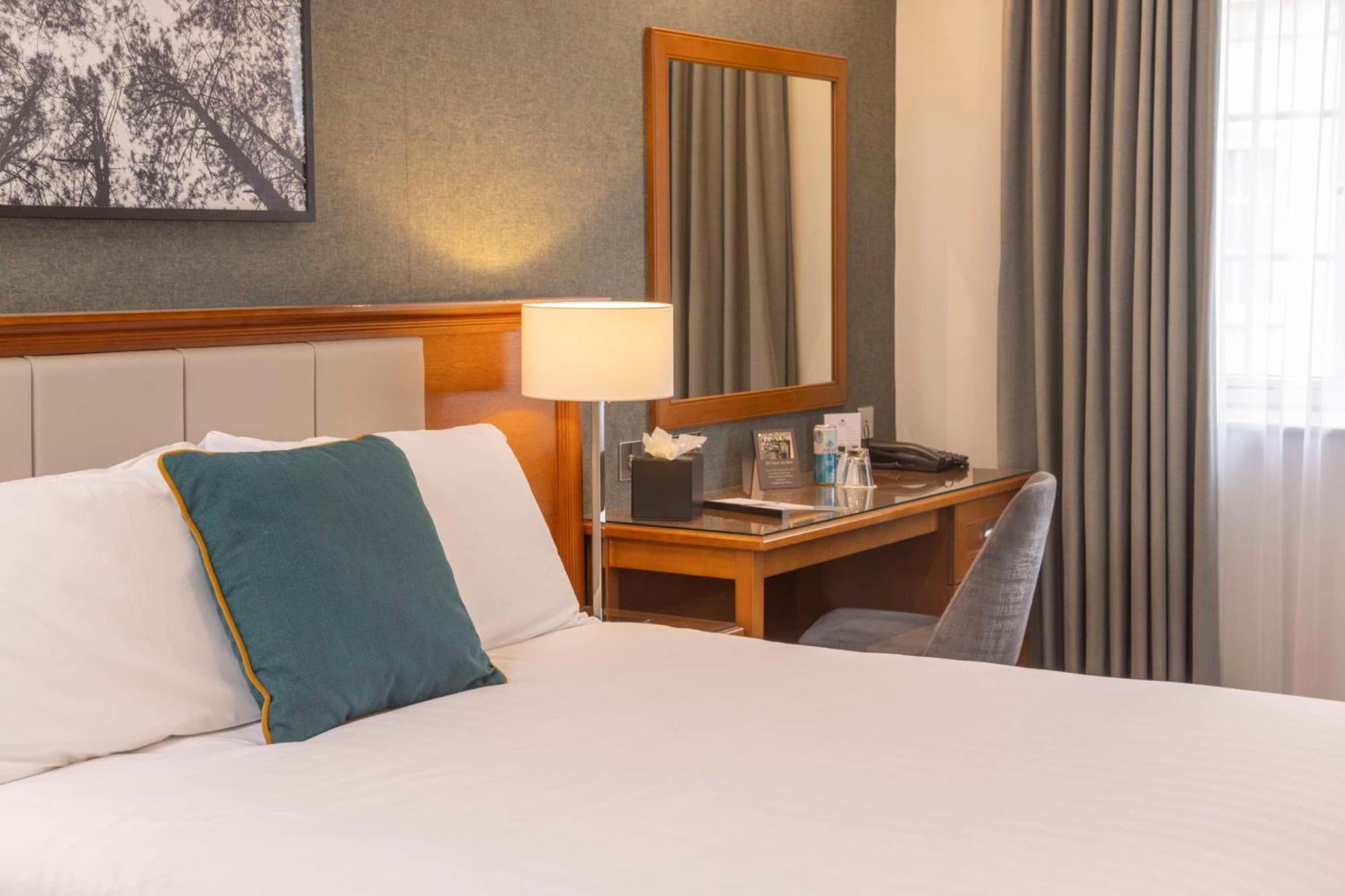 Crowne Plaza East Midlands Airport By Ihg Hotel ดาร์บี ภายนอก รูปภาพ