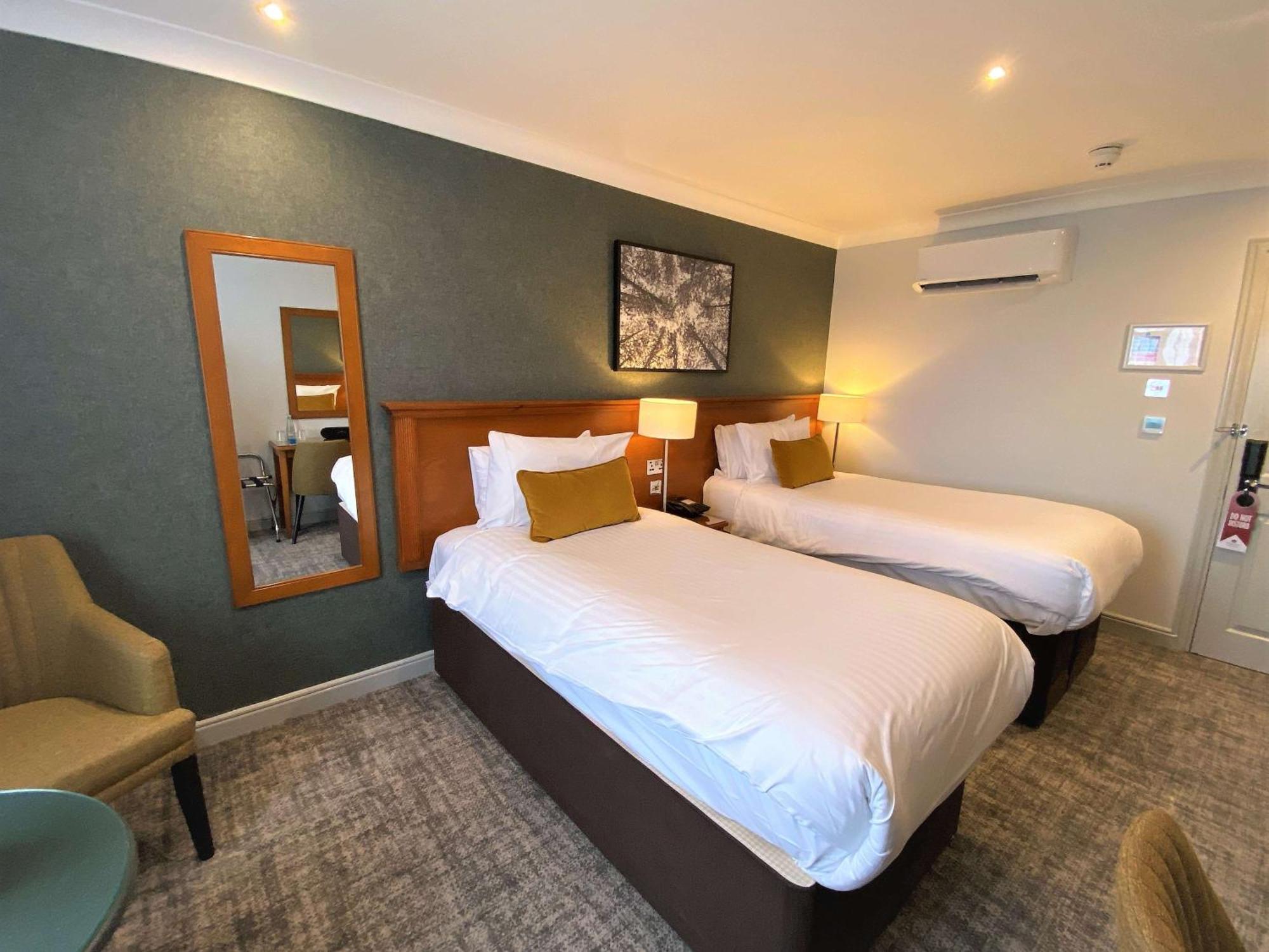 Crowne Plaza East Midlands Airport By Ihg Hotel ดาร์บี ภายนอก รูปภาพ