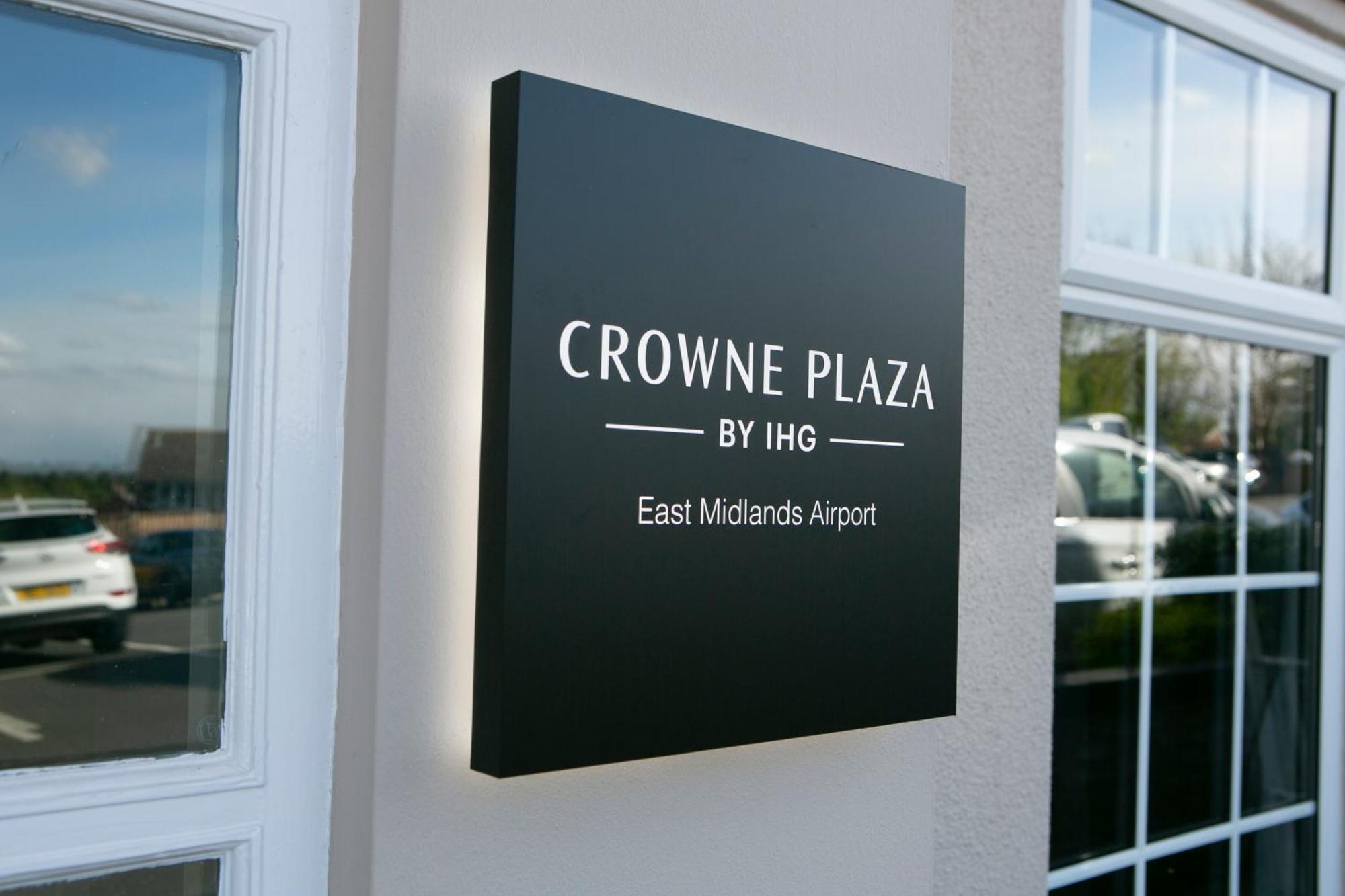 Crowne Plaza East Midlands Airport By Ihg Hotel ดาร์บี ภายนอก รูปภาพ