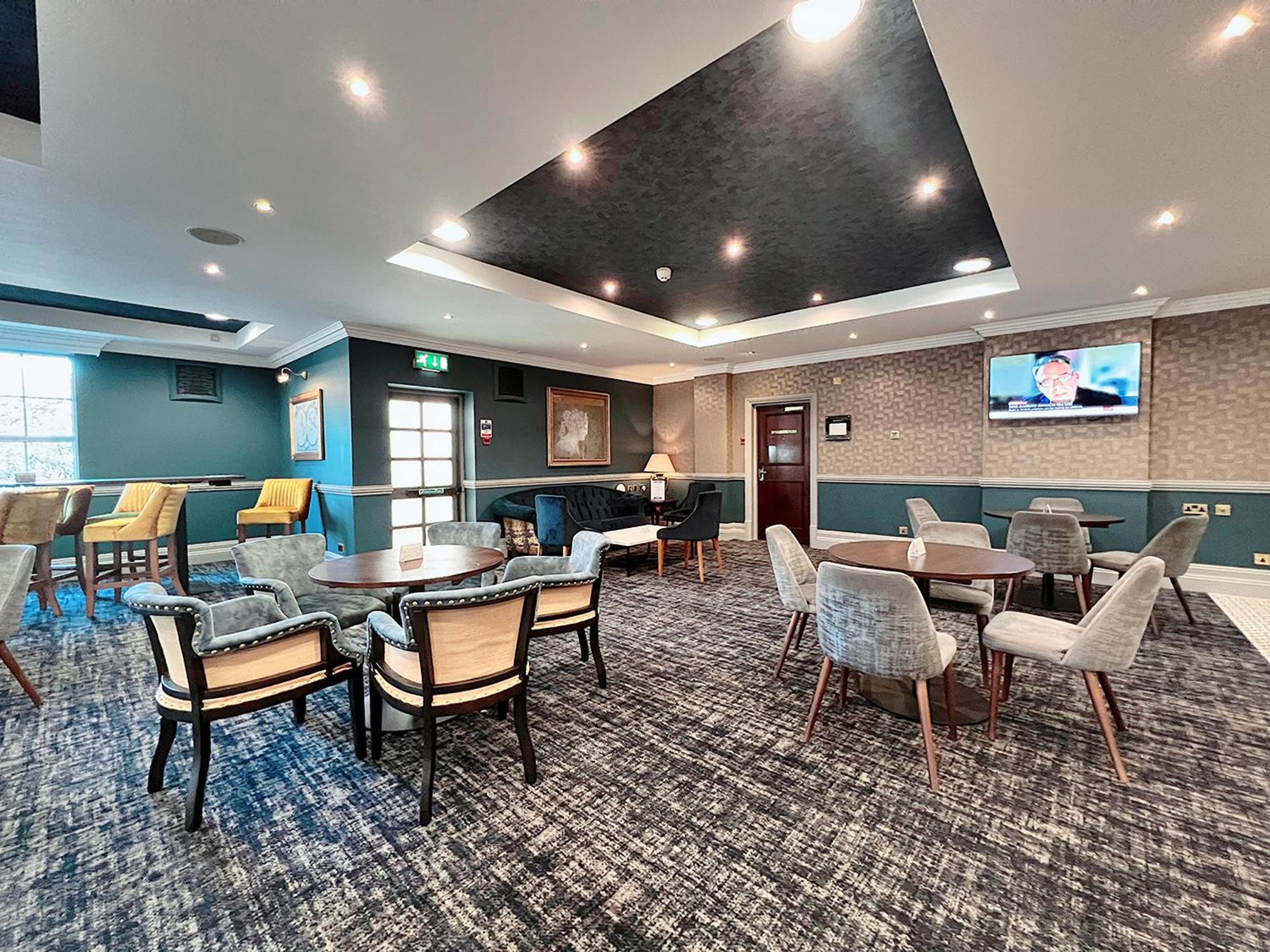 Crowne Plaza East Midlands Airport By Ihg Hotel ดาร์บี ภายนอก รูปภาพ