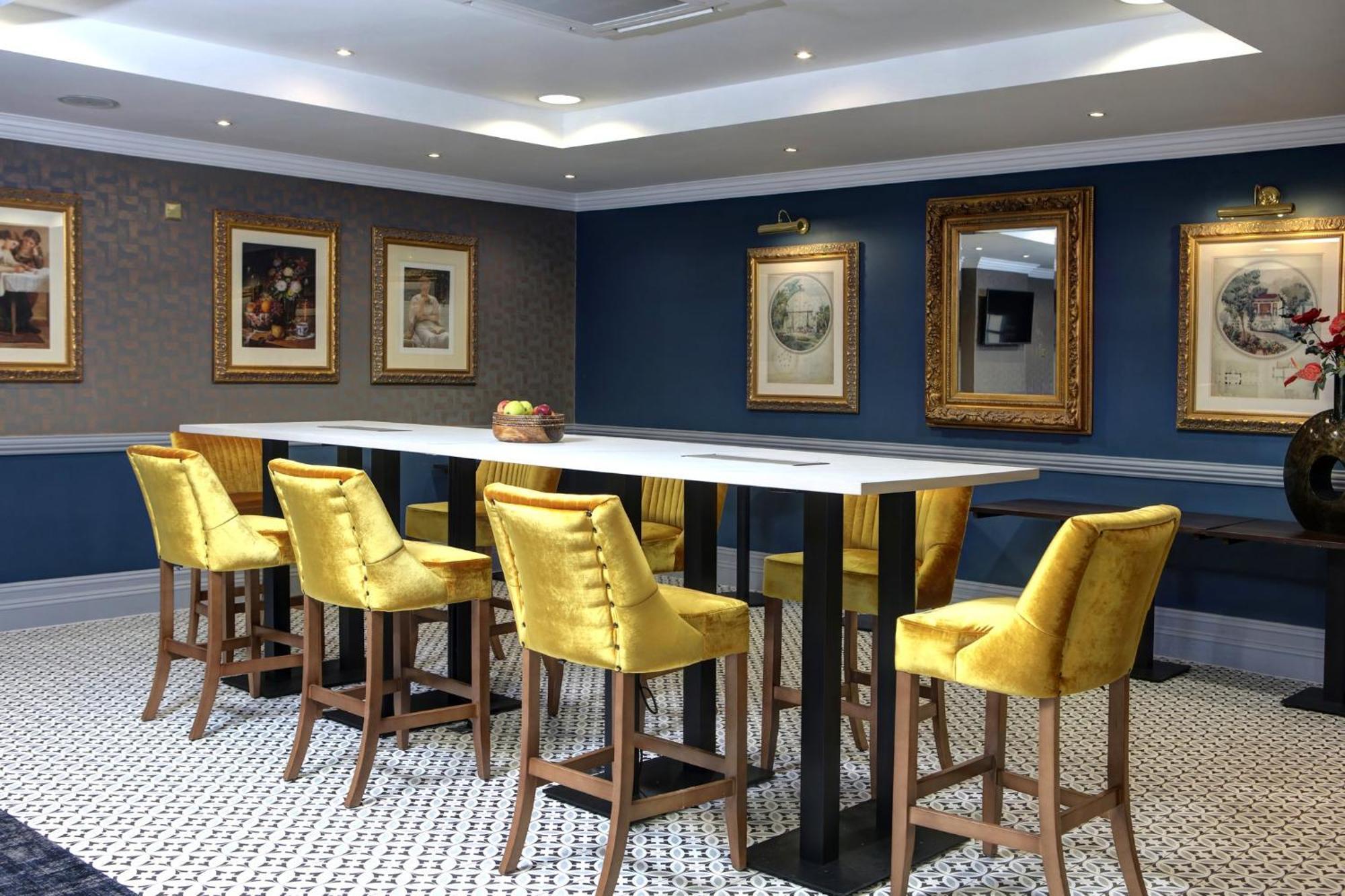 Crowne Plaza East Midlands Airport By Ihg Hotel ดาร์บี ภายนอก รูปภาพ